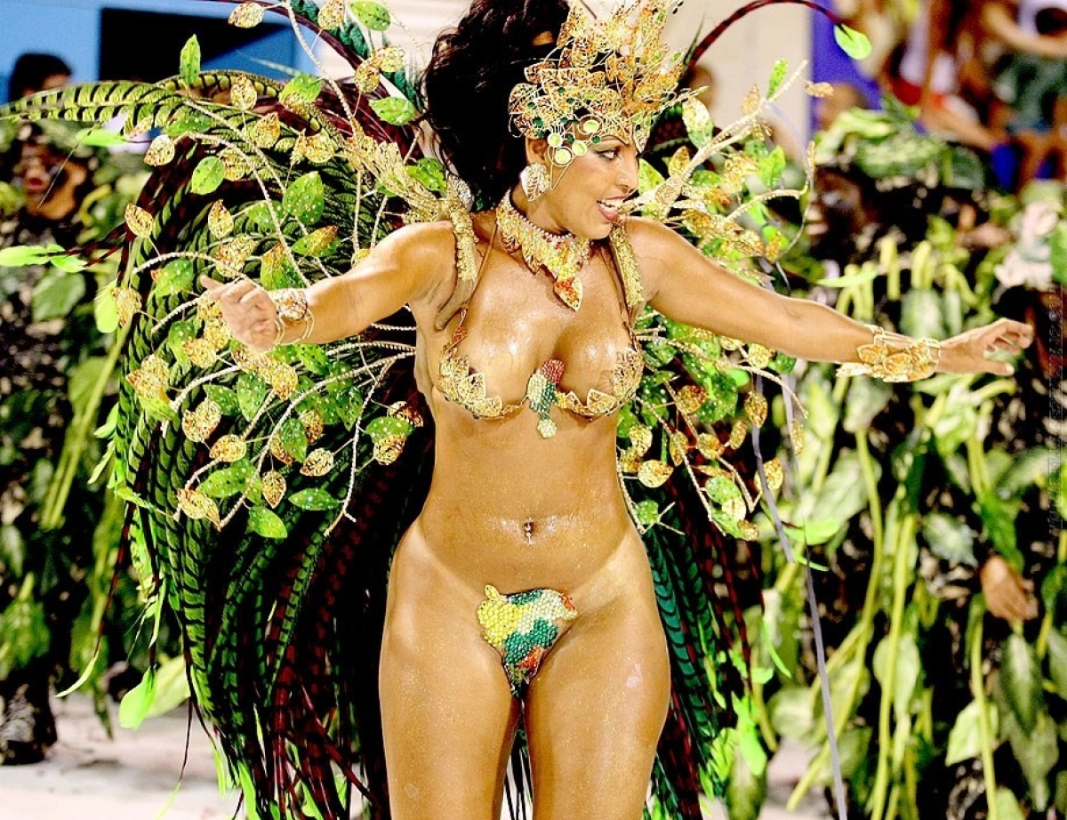 смотреть бразильский карнавал с голыми фото 65