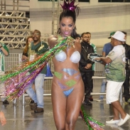 Tanečnice na karnevalu v Riu