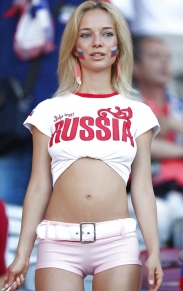 Ruská porno-fanynka (foto + video)