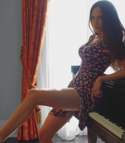 Sexy pianistka (foto + video)