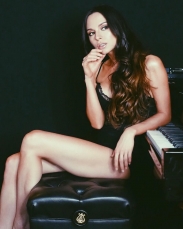 Sexy pianistka (foto + video)