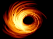 První snímek černé díry